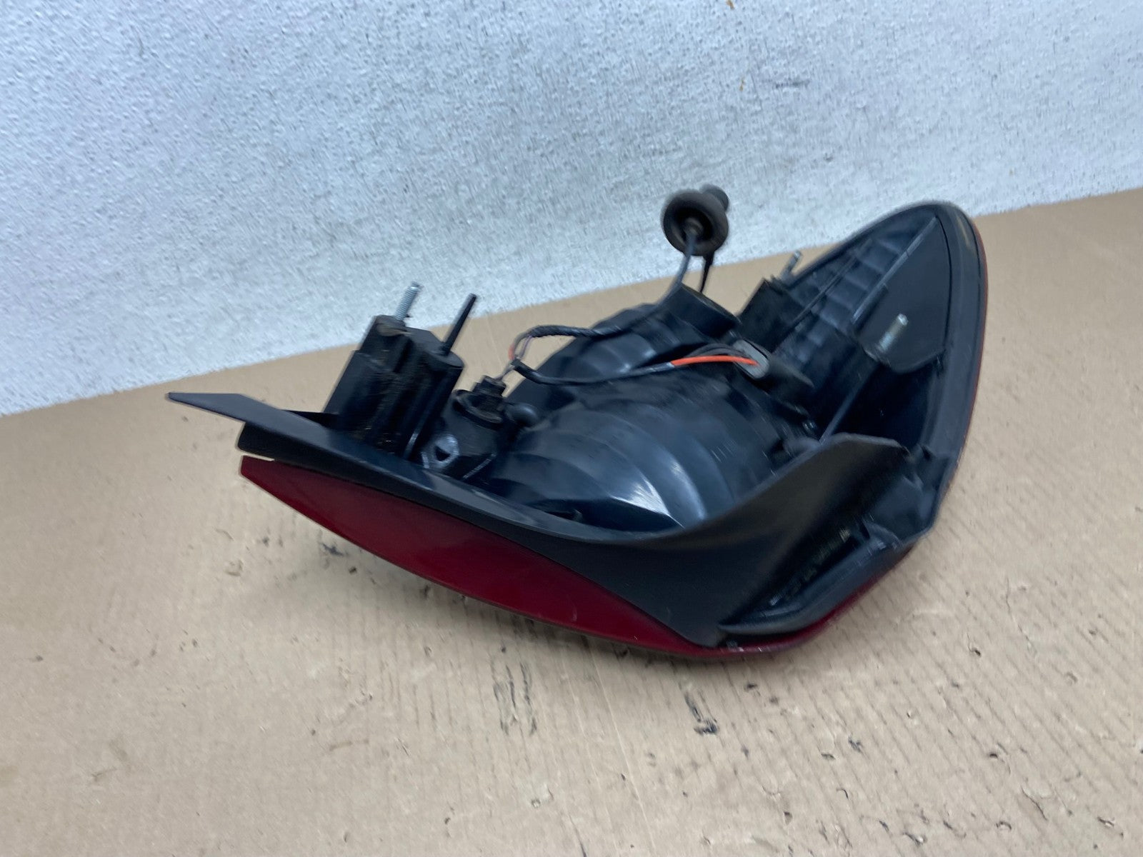 2004 2005 2006 2007 Ford Taurus Right Passenger Side Tail Light AF5921 LK5