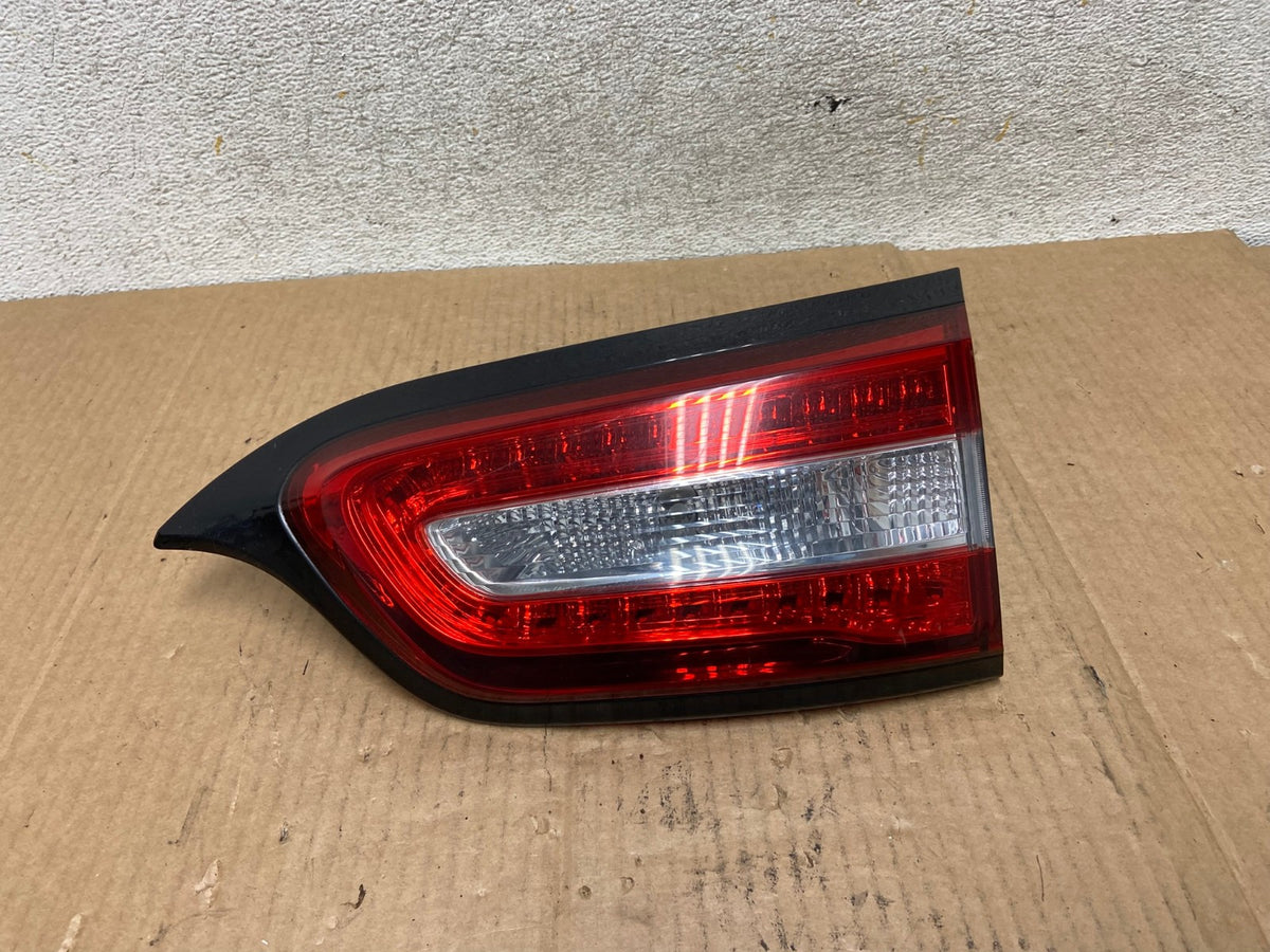2014 to 2018 Jeep Cherokee Right Passenger Rh Inner Tail Light AI5872 LK0