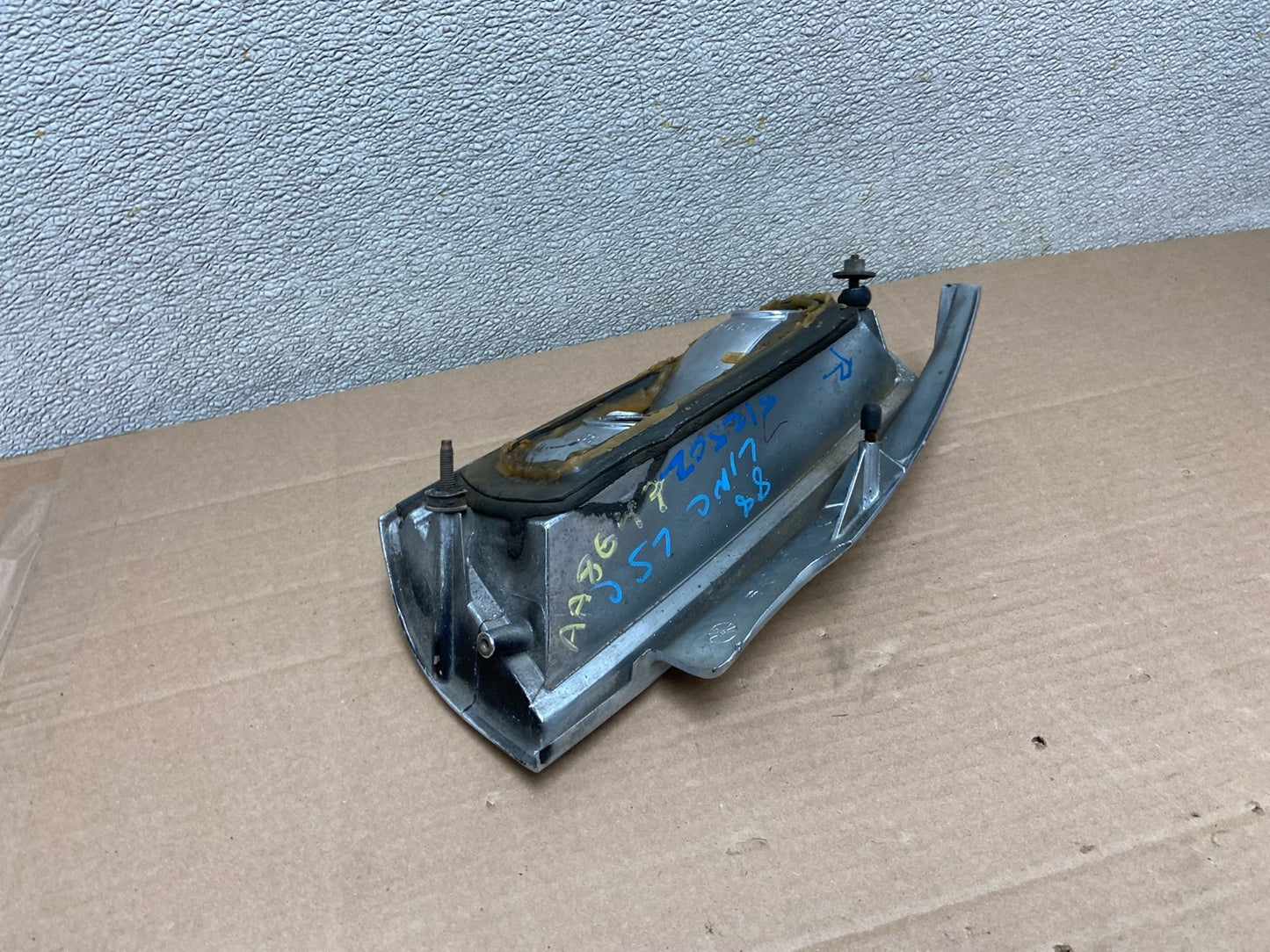 1984 to 1992 Lincoln Mark VII Right Passenger Side Tail Light OEM AA8647 LK5