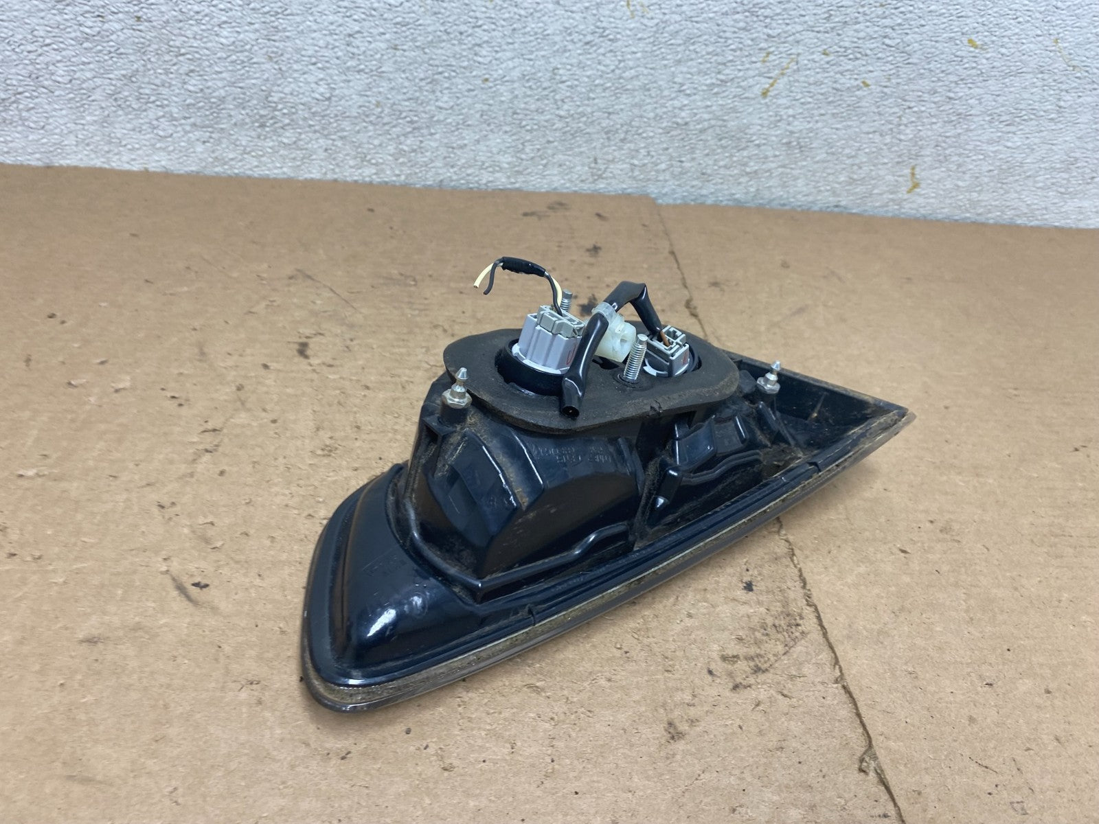 2008-2015 Mitsubishi Lancer Evo 10 X Right Passenger Inner Tail Light P5369 DW5