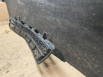 2010-2013 Buick Lacrosse Front Lower Grill Grille Oem V4167 DG8