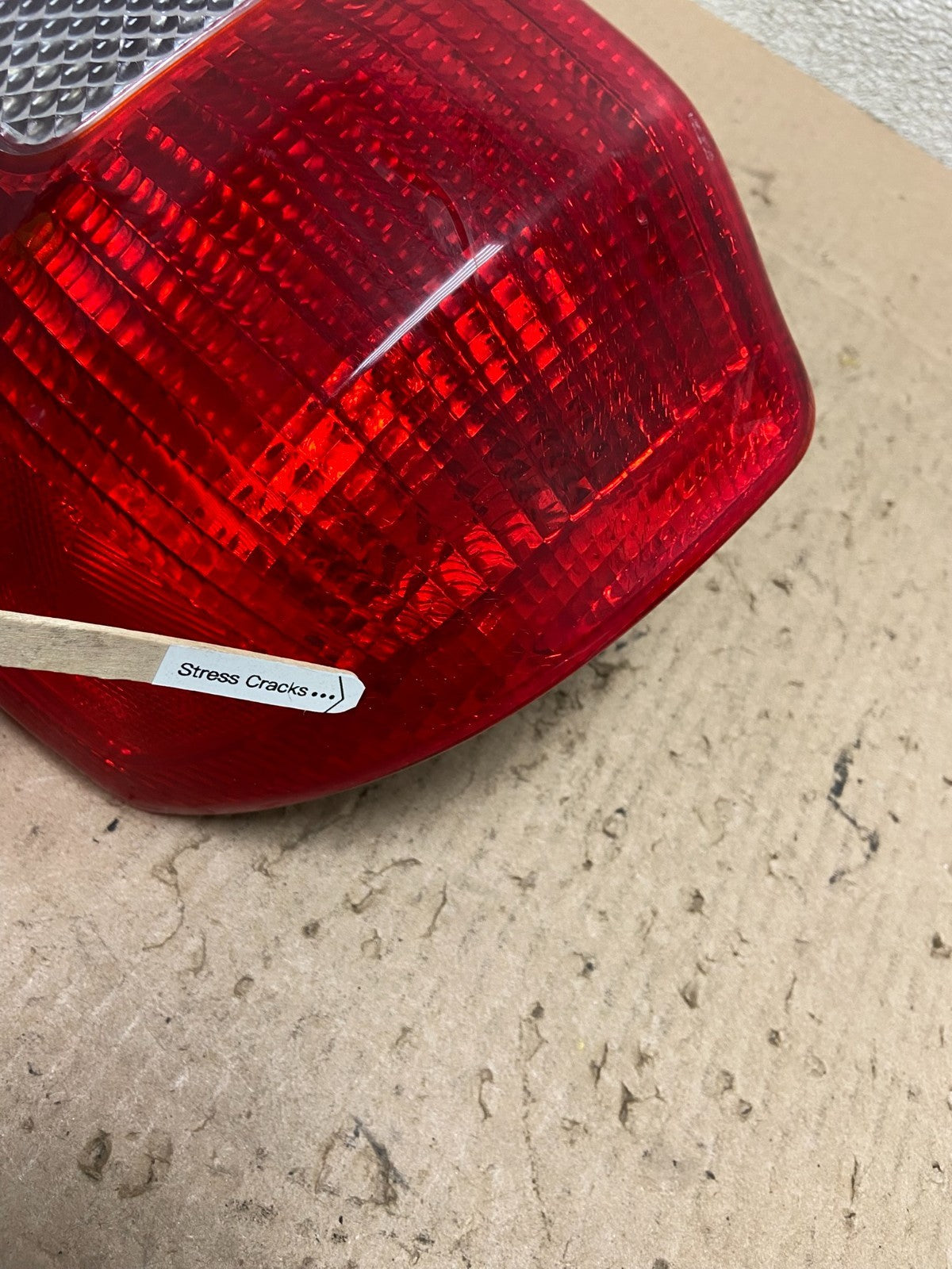 2001 2002 2003 Toyota Rav4 Right Passenger Rh Side Tail Light OEM Z6301 DW3