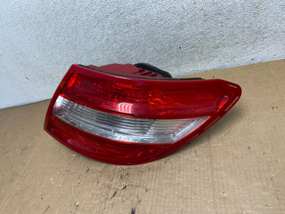 2008 2009 2010 2011 Mercedes C-Class Right Passenger Tail Light AI9062 LK1