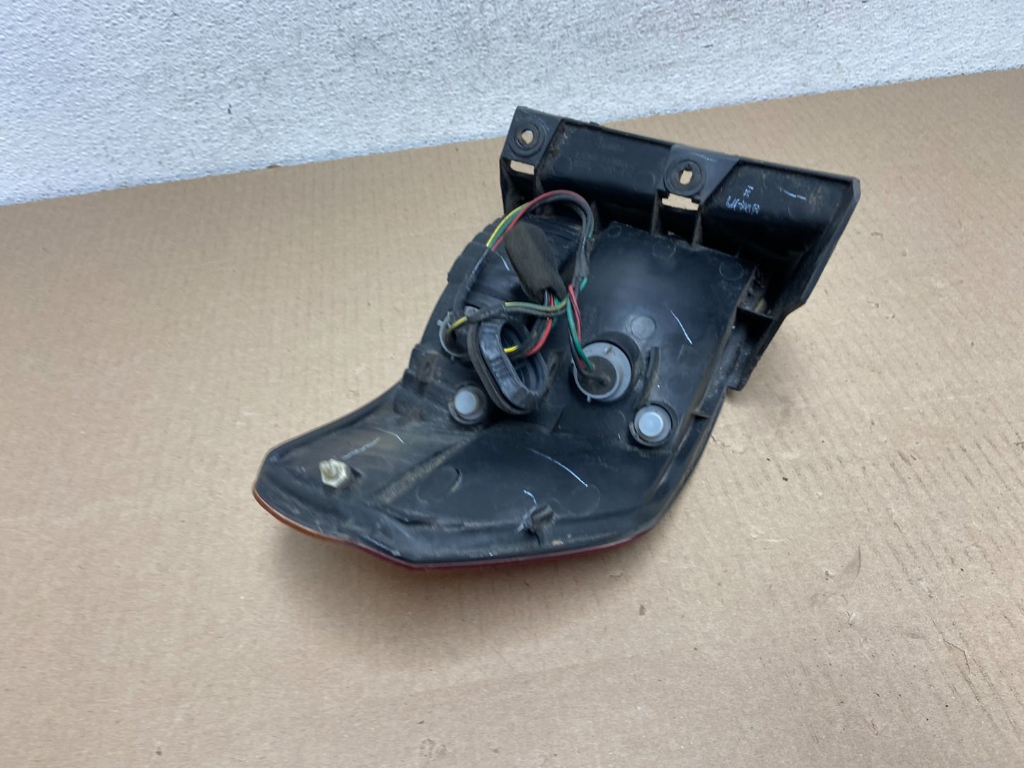 2002 2003 2004 Honda Odyssey Left Driver LH Side Tail Light AG5860 DW5