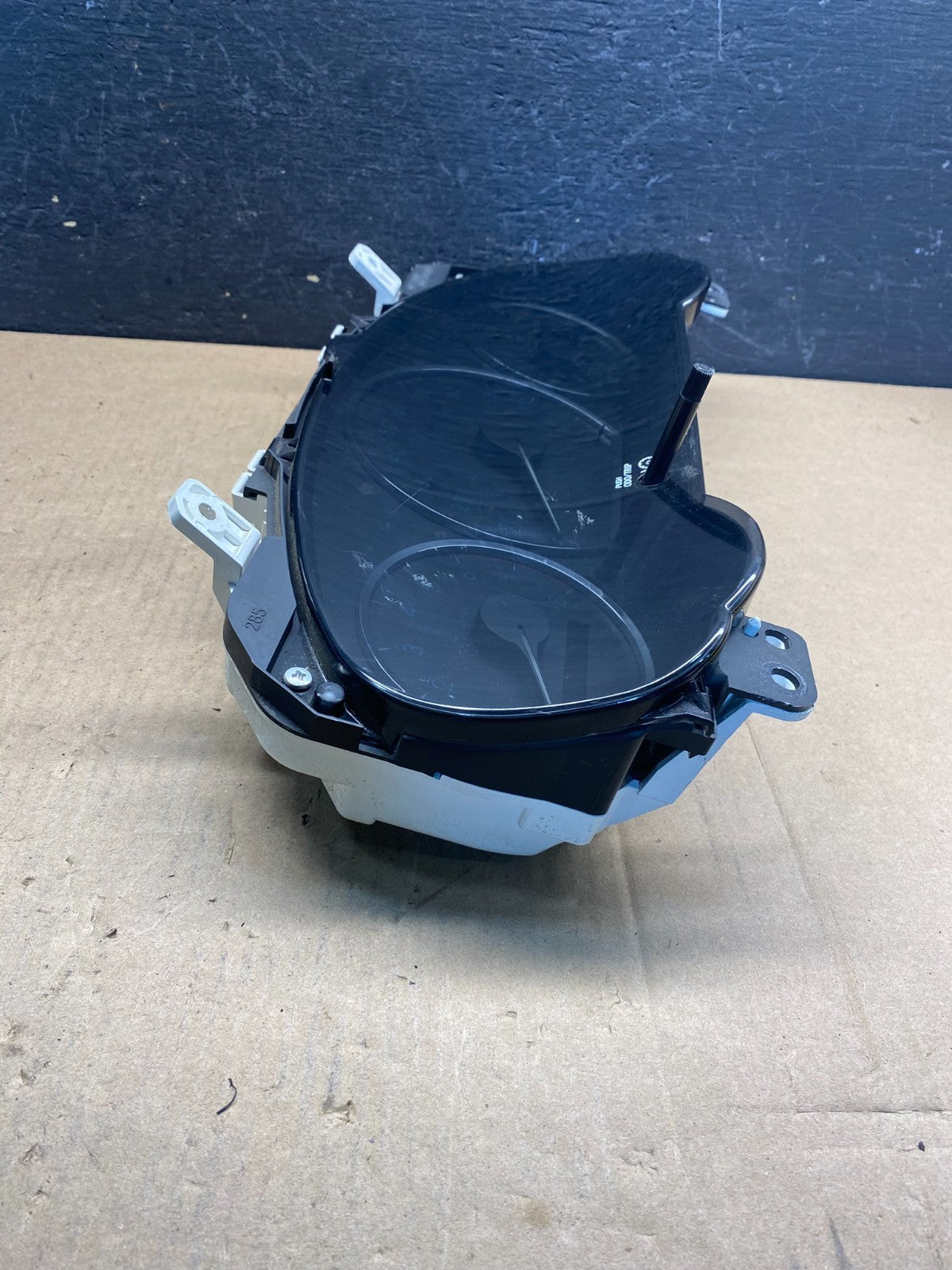2006 Toyota Sienna Speedometer Cluster Gauge AE7452 DW1