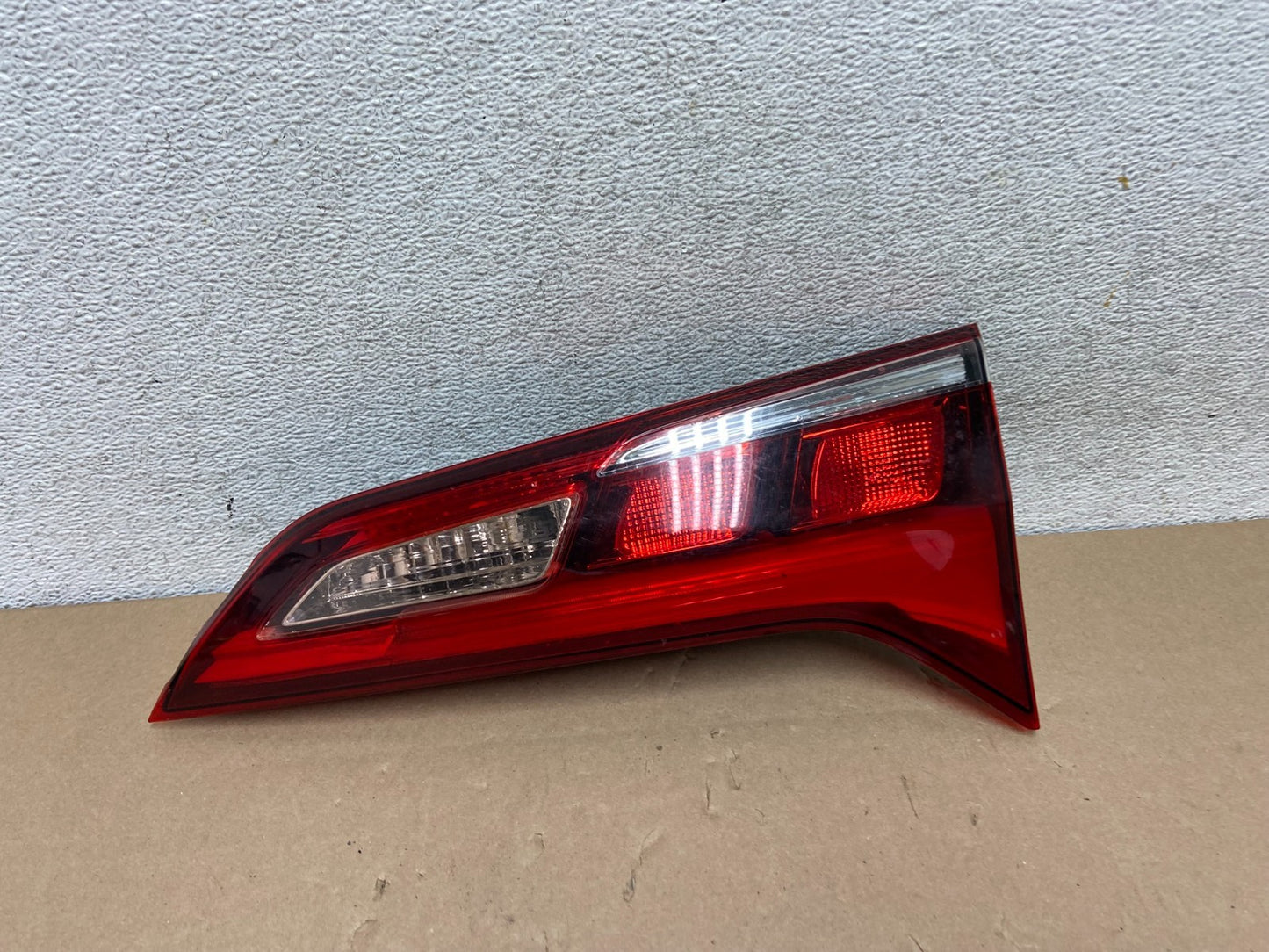 2016 2017 2018 Acura RDX Right Passenger RH Side Inner Tail Light AG5764 DW0