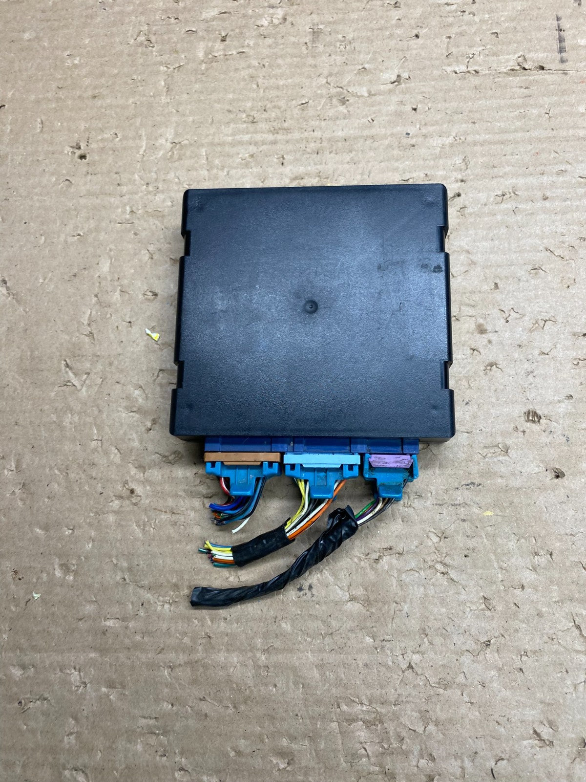 2002 Chevrolet Avalanche Silverado Body Control BCM Module AG8423 DG0