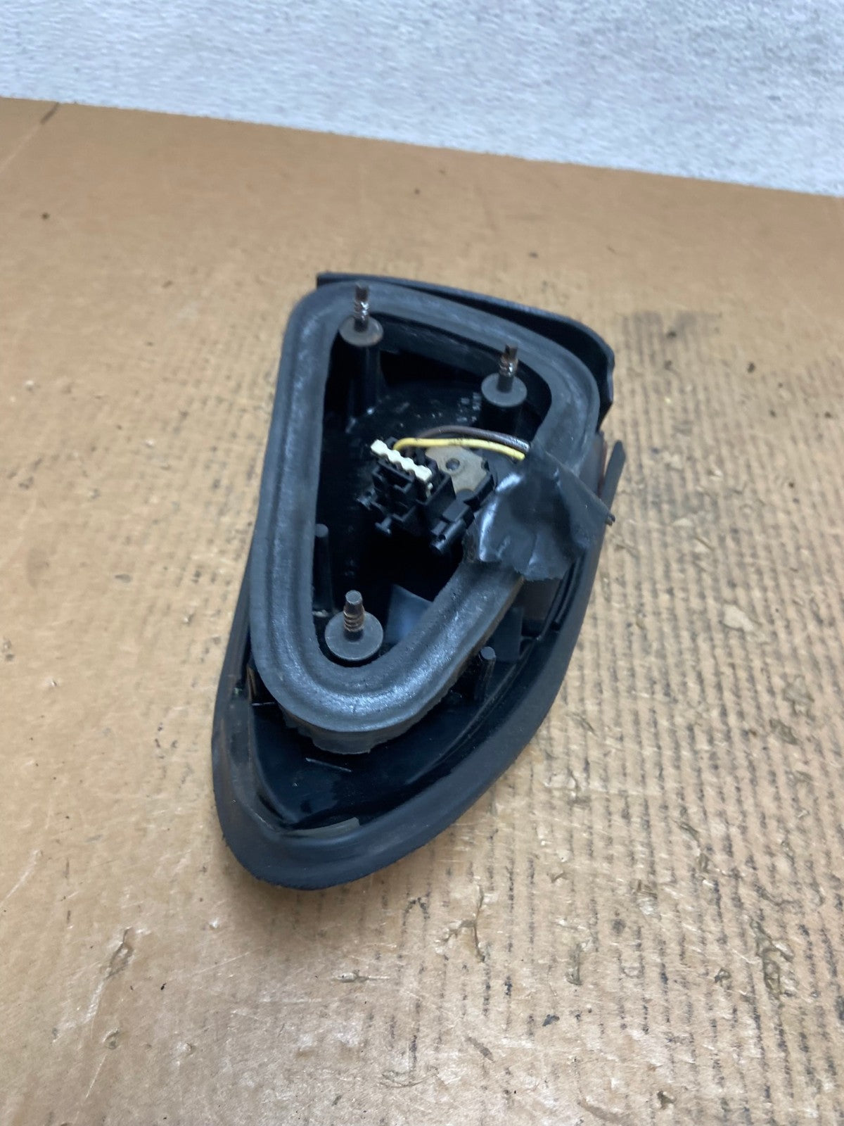 1997 1998 1999 Chevrolet Cavalier Left Driver LH Tail Light AE1581 LK7