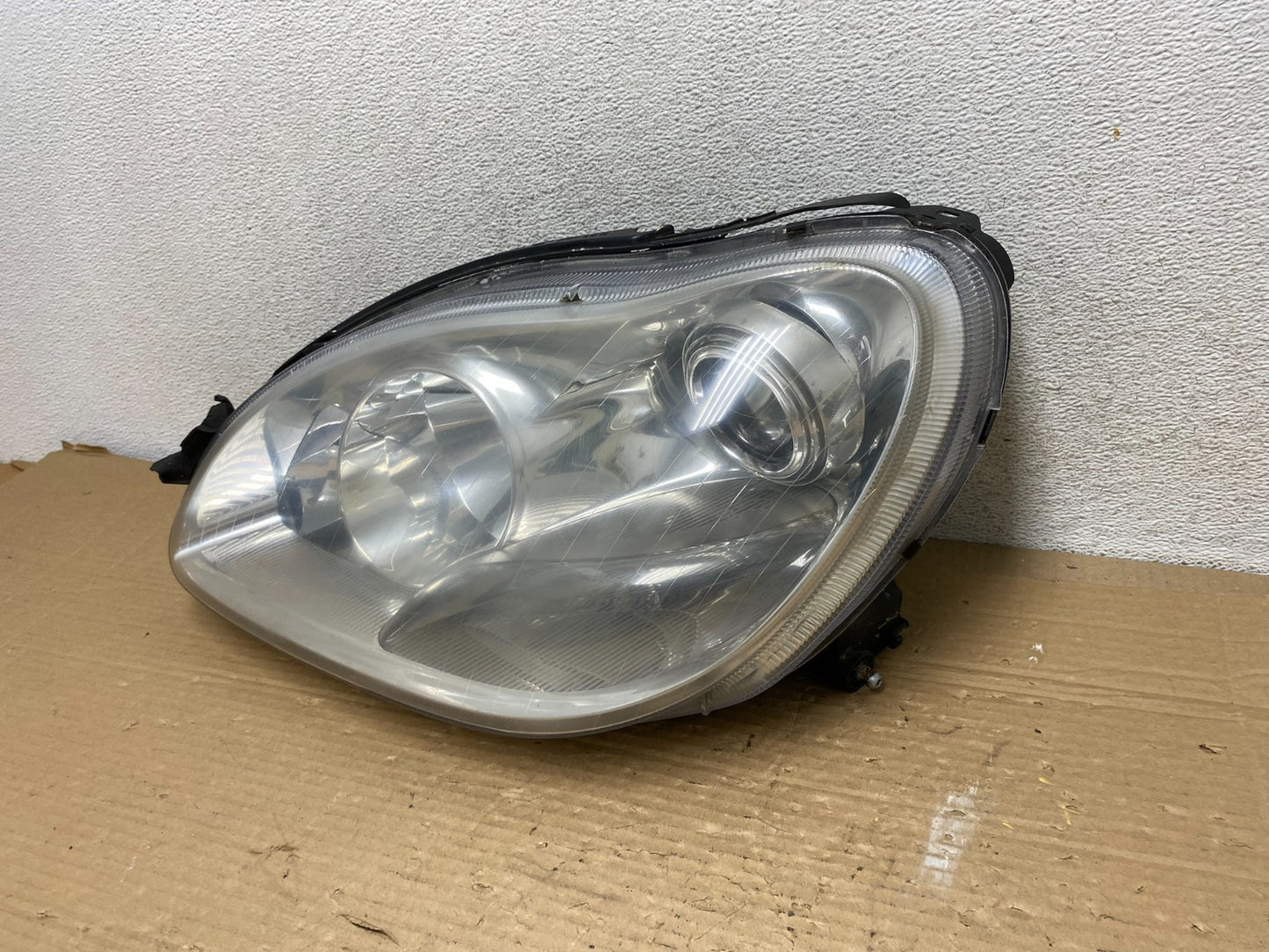 Halogen 2003-2006 Mercedes S-Class Left Driver LH Side Headlight AG9115 DW2