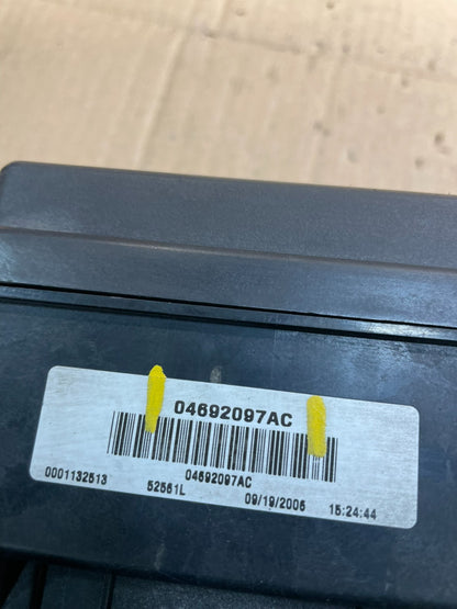 2007 2008 2009 Dodge Durango BCM Multifunction Fuse Box Relay Panel X8386 DG7