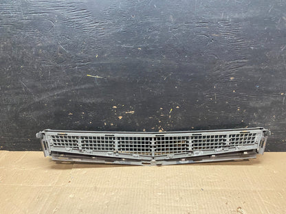 2008 to 2011 Cadillac Cts Front Lower Grill Grille OEM U0154 GD5