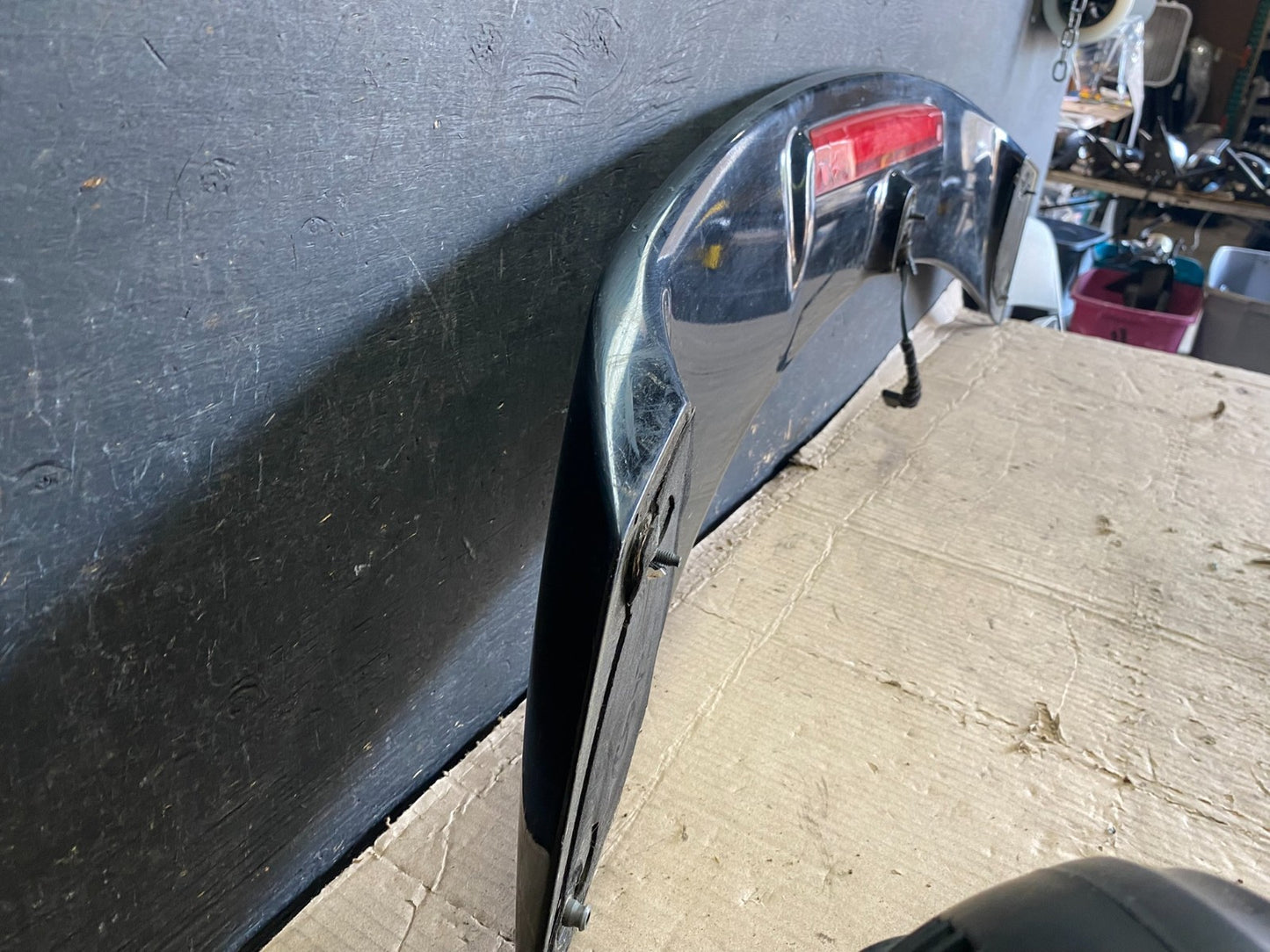 2000 to 2007 Ford Taurus Rear Wing Spoiler OEM p3764 DG10