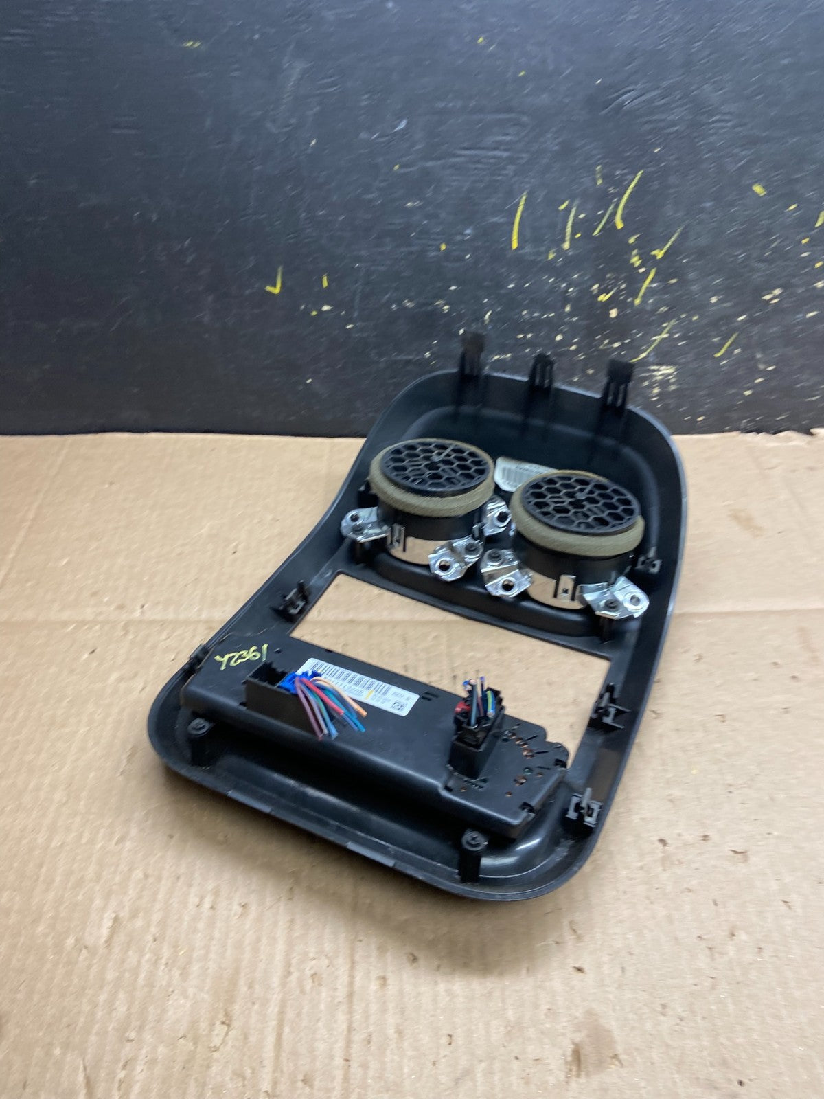 2011 to 2017 Jeep Compass Dash Climate Temperature Control Radio Bezel Y2361 DG3