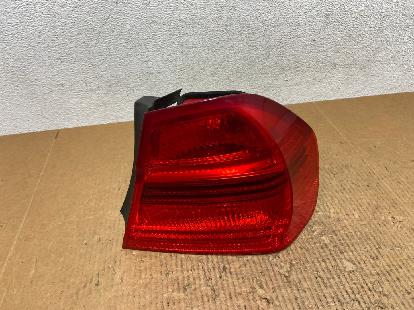 2006 2007 2008 Bmw 328i 3 Series Right Passenger Rh Side Tail Light AE2732 LK0