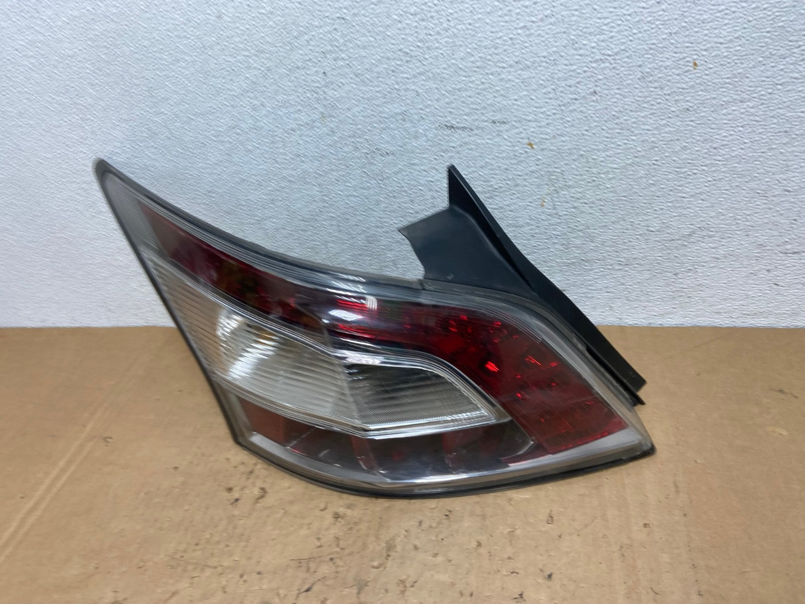 2012 2013 2014 Nissan Maxima Left Driver Lh Side Tail light AD3284 LK1