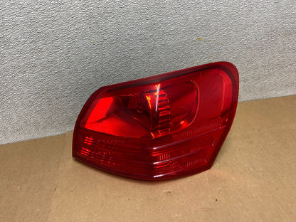 2008 to 2015 Nissan Rogue Right Passenger Rh Side Tail Light Oem Z6615 DW0