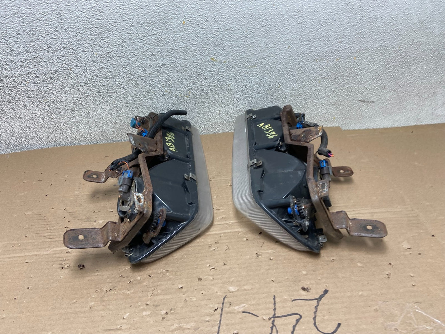 1991 to 1996 Saturn S Series Coupe Left Driver Side Headlights AB13867