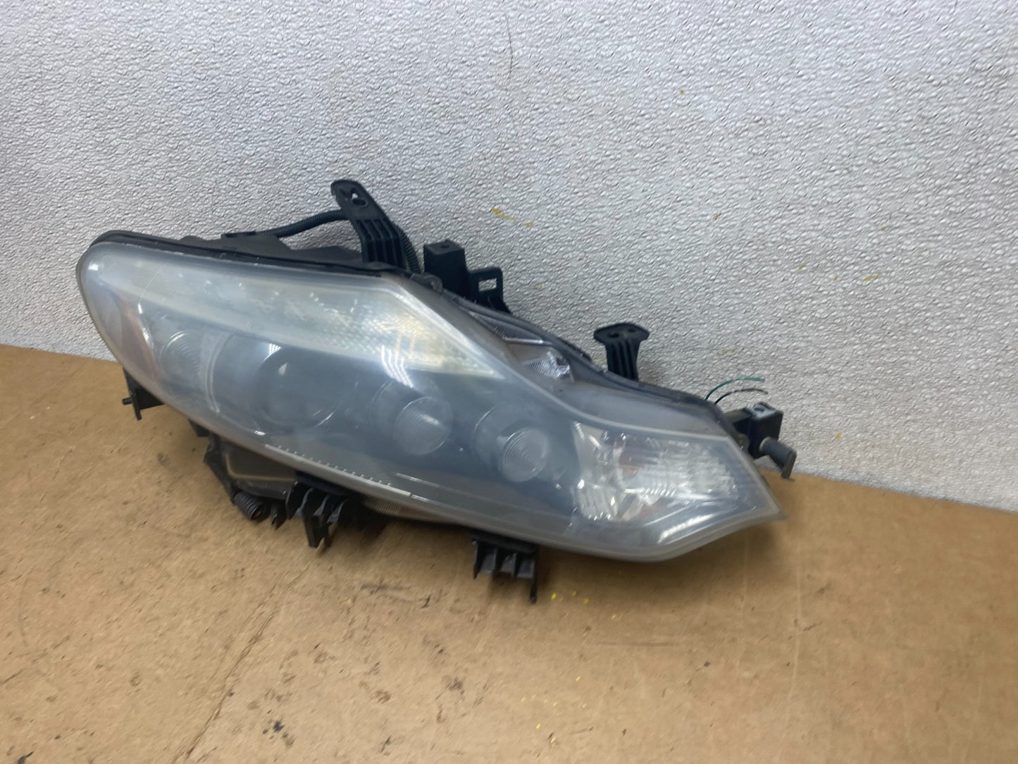 2011 to 2014 Nissan Murano Headlight Right Passenger Rh Oem Xenon Hid X7303 DW1