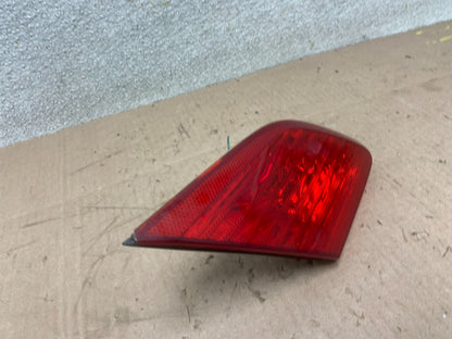 2003 to 2004 Toyota Avalon Left Driver LH Side Inner Tail Light AA0552 DW2