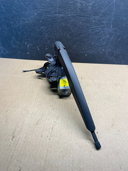 2013 to 2019 Ford Escape Rear Windshield Wiper Motor AG9658 DG2