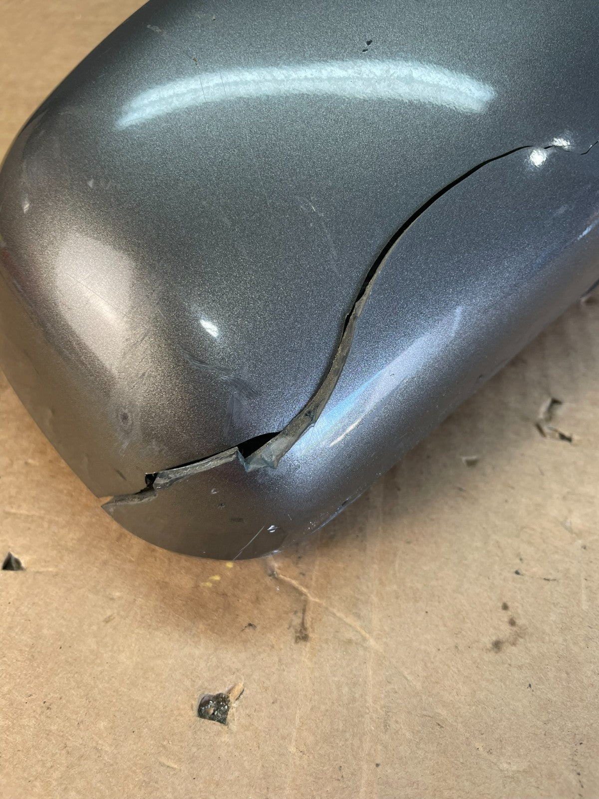 2004 to 2011 Lincoln Town Car Right Passenger View Heated Door Mirror AE8572 DW6