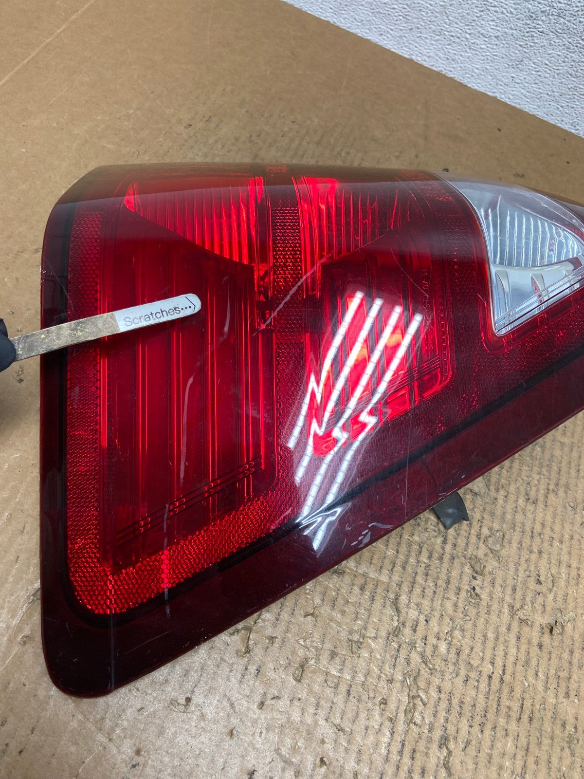 2007 2008 2009 2010 Jeep Grand Cherokee Left Driver Lh Tail Light AE2746 LK3