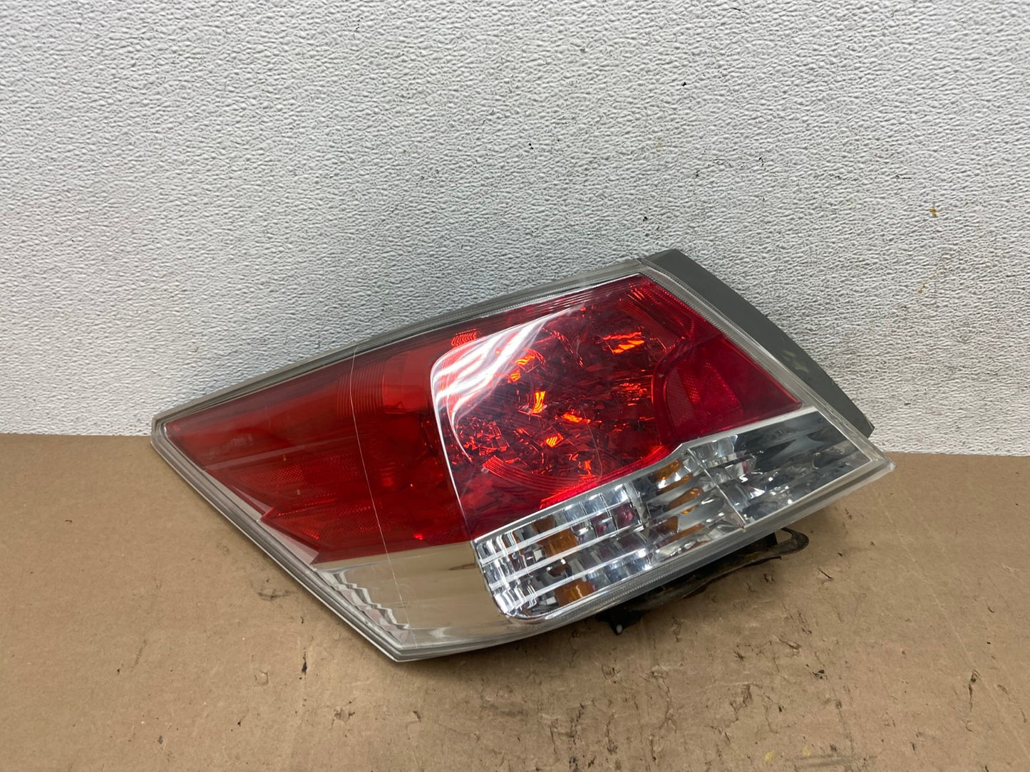2008 to 2012 Honda Accord Sedan Tail light Left Driver LH Side AE6582 LK0