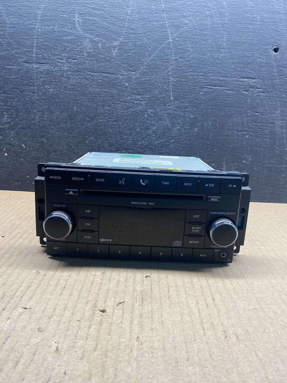2007-2012 Chrysler Dodge Jeep Ram Radio CD MP3 AUX Receiver AG3972 DW0