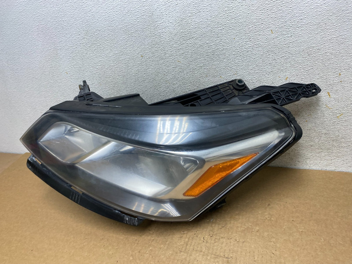 2013-2017 Chevrolet Traverse Left Driver LH Side Headlight Halogen AI3404 DW1