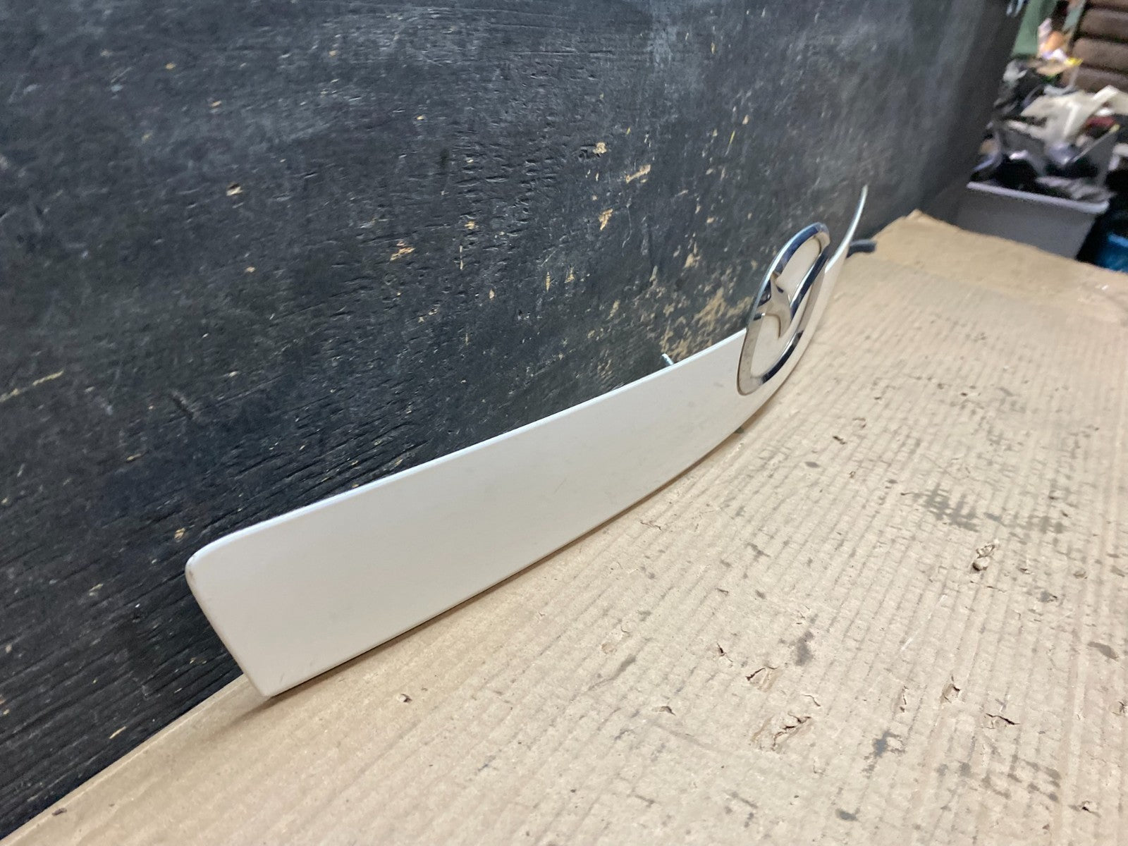 2007-2012 Mazda CX9 Trunk Lid Panel Rear View Without Camera i3306 DG12