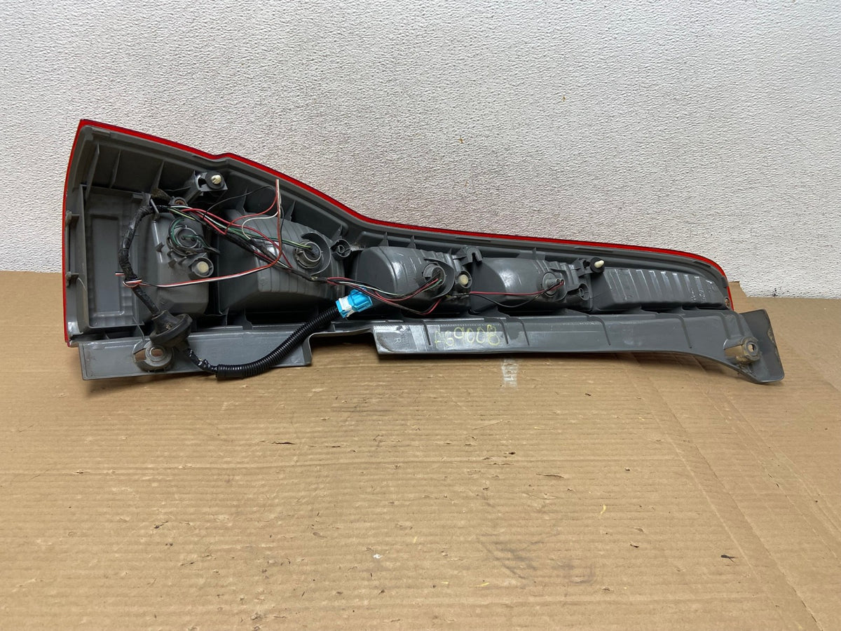 2007 - 2011 Honda Cr-v Crv Right Passenger Rh Side Tail Light AG9008 LK6