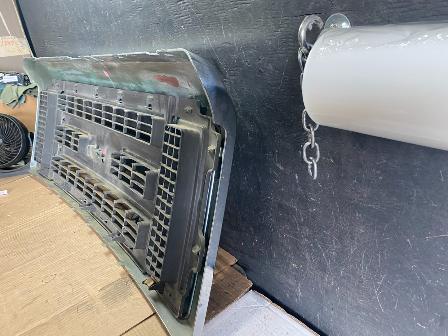 2008 to 2014 Ford Econoline E150 E250 Front Upper Chrome Grill Grille Q0564 DG6