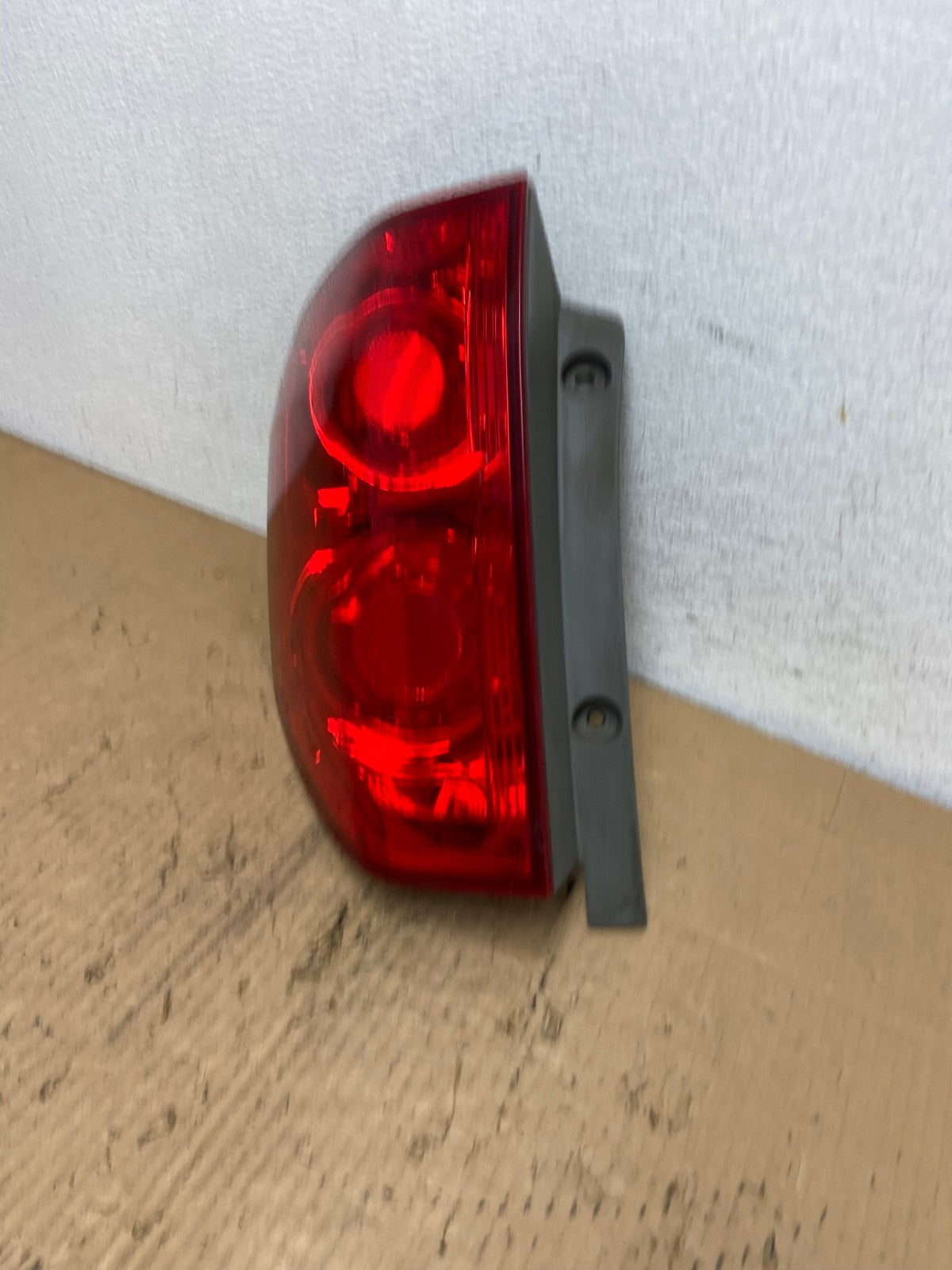 2003 2004 2005 Honda Pilot Left Driver LH Side Tail Light AD2393 LK1