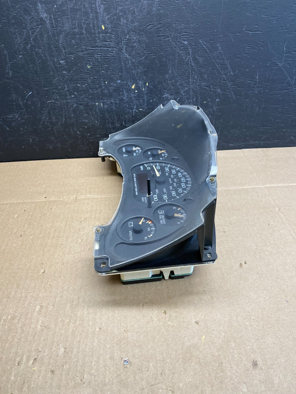 2001 to 2002 Chevrolet Express GMC Safari Speedometer Cluster Gauge ac6255 DG2