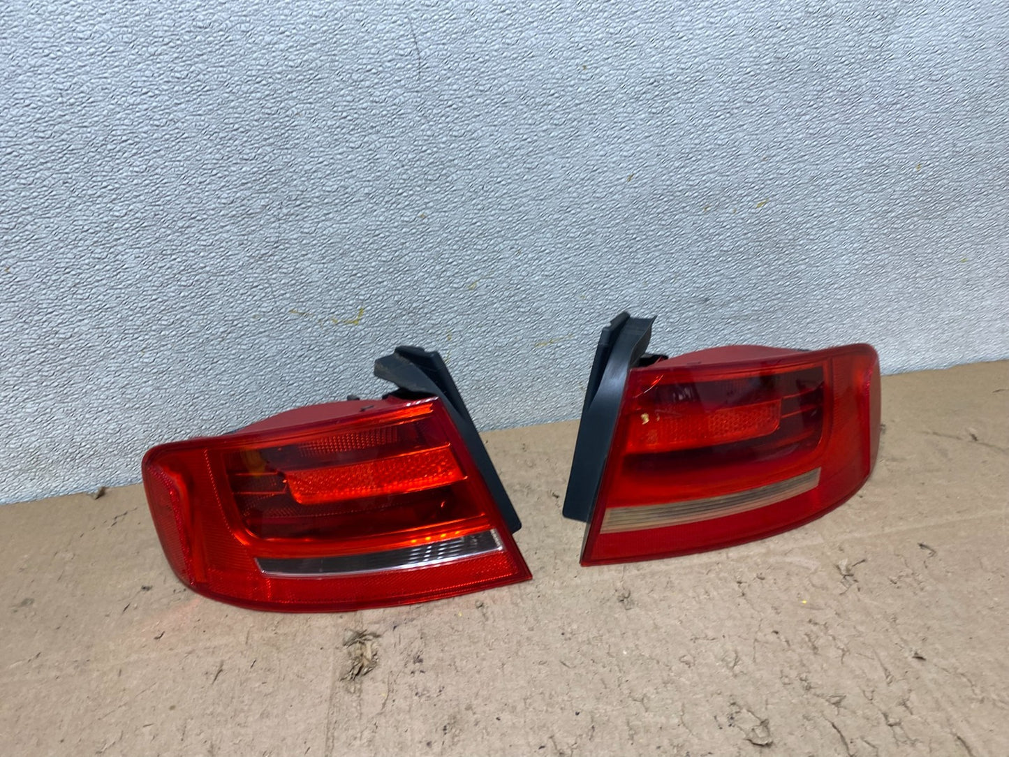 2009 to 2012 Audi A4 Sedan Left+Right Side Tail Lights OEM W2996 DW0