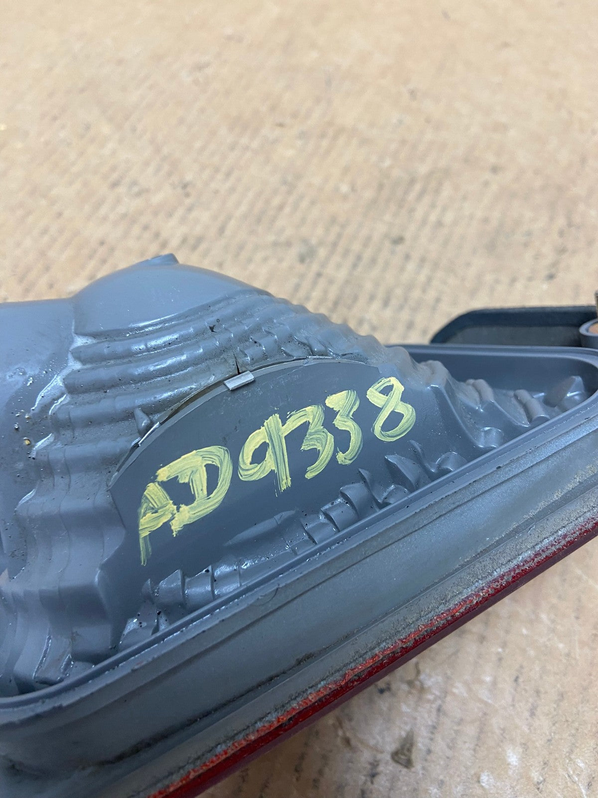 2000-2001 Toyota Camry Tail Light Right Passenger Rh Side Inner AD9338 LK6