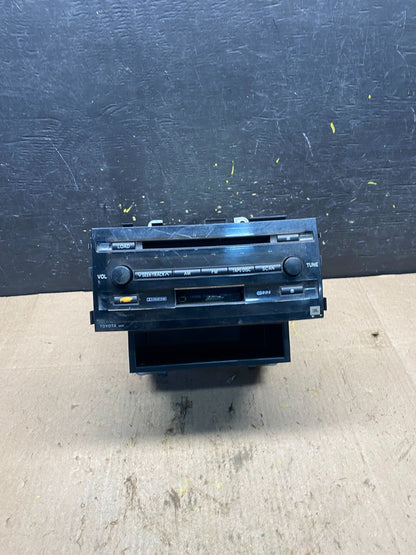 2006 to 2009 Toyota Prius OEM Radio AM/FM CD Player Oem R8517 DG0