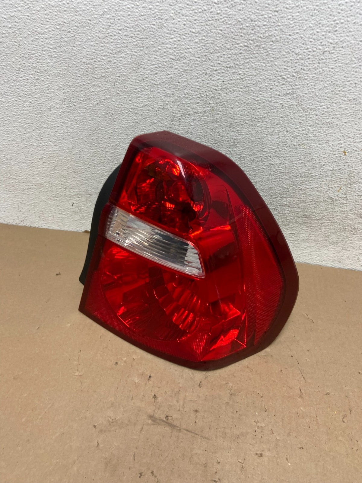 2004 to 2008 Chevrolet Malibu Right Passenger Side Tail Light AG40830