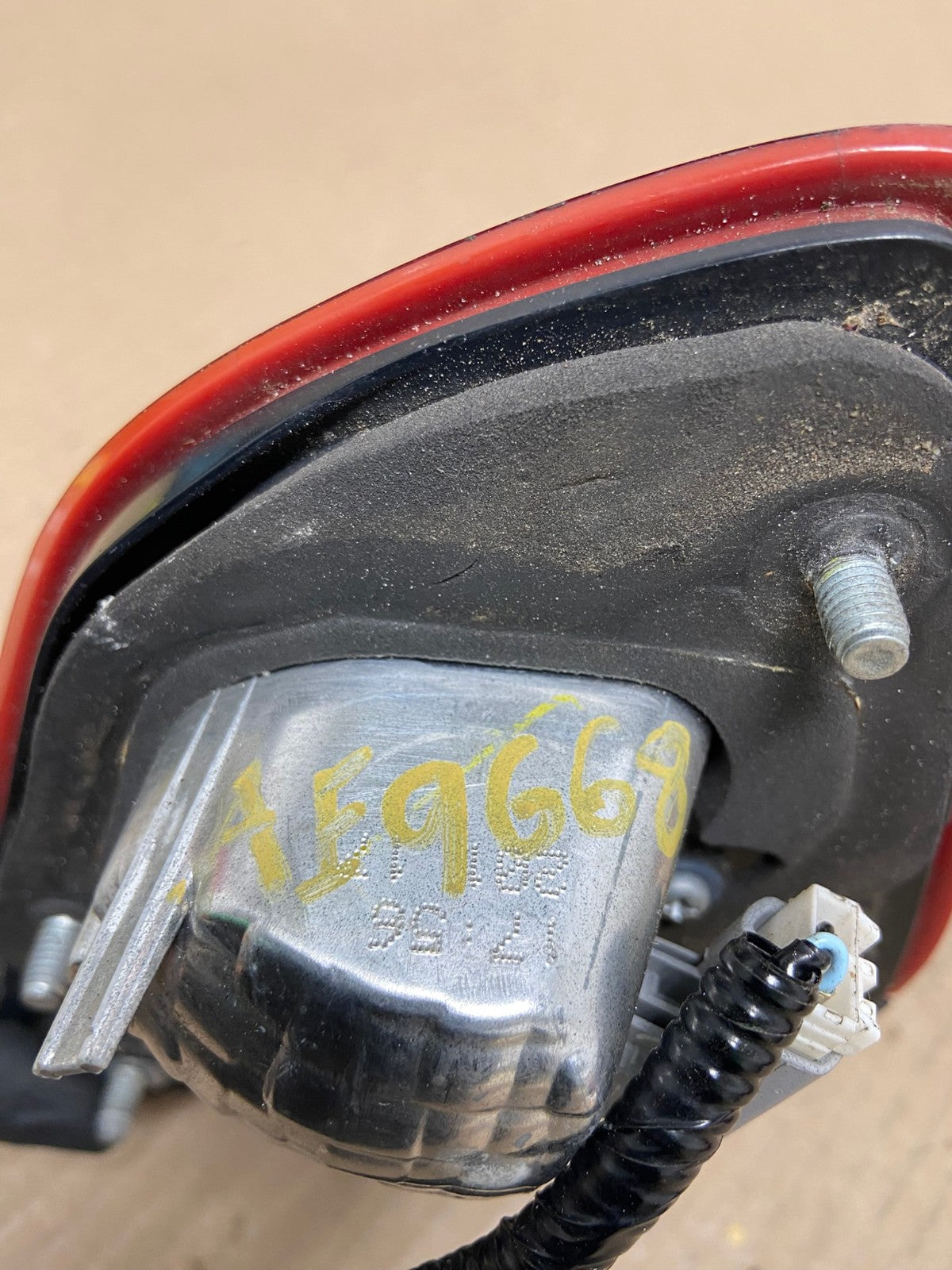 2016 2017 2018 Nissan Altima Right Passenger Side Inner Tail Light AE9668 LK6
