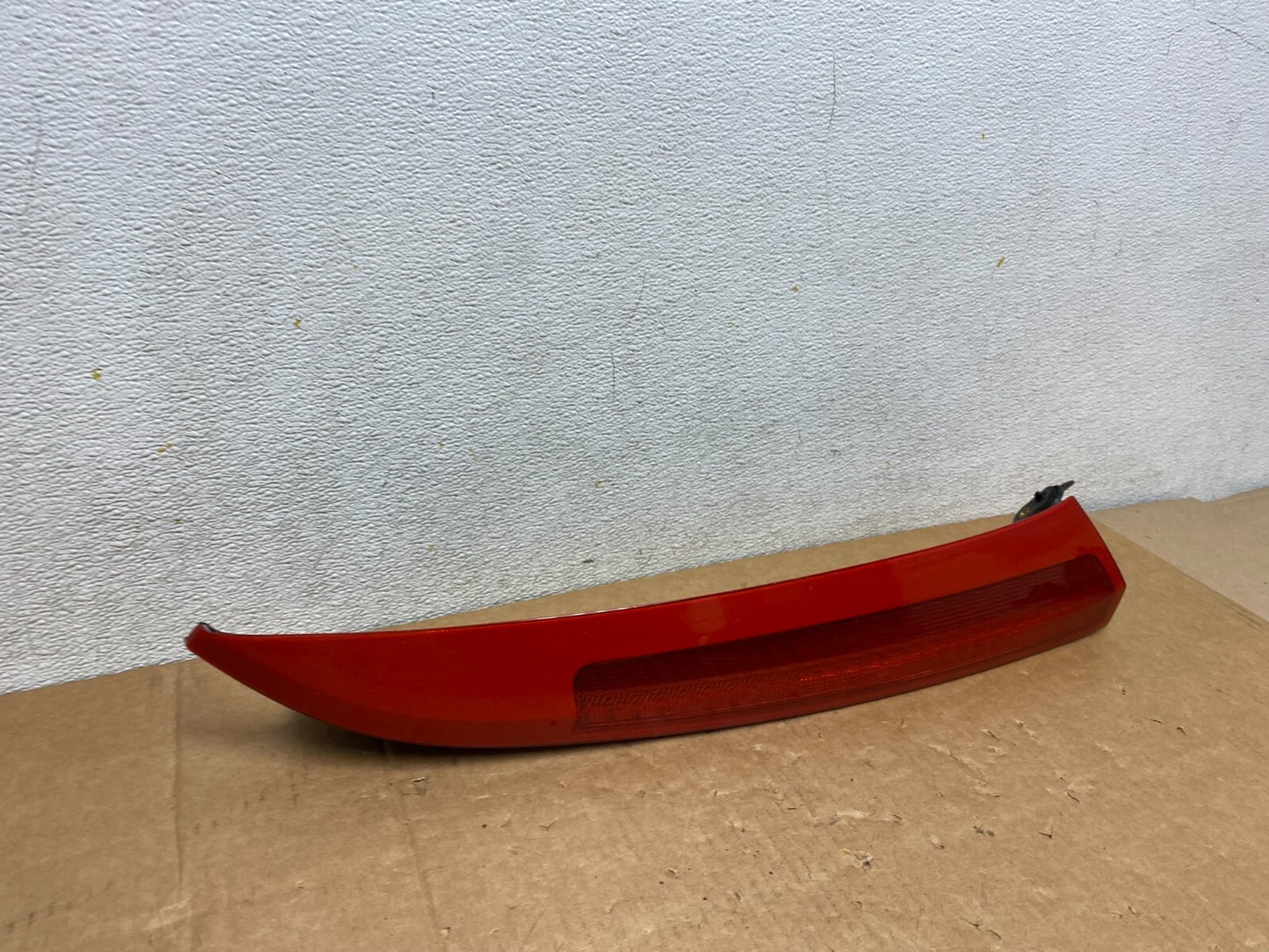 2003 to 2006 Volvo XC90 Right Passenger Side Upper Tail Light I0057 DG12