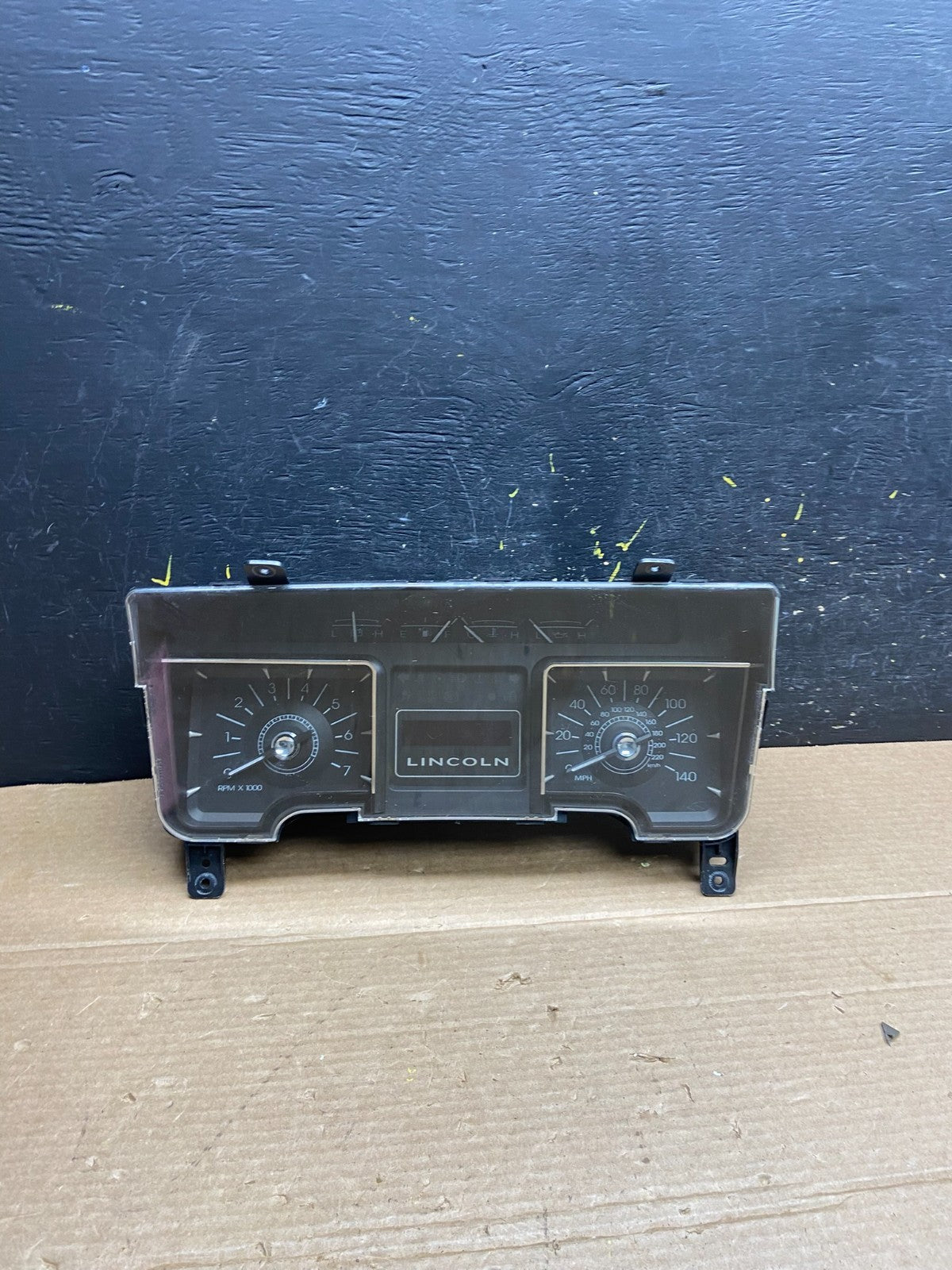 2007 to 2008  Lincoln Navigator Speedometer Gauge Cluster w1677 DG0