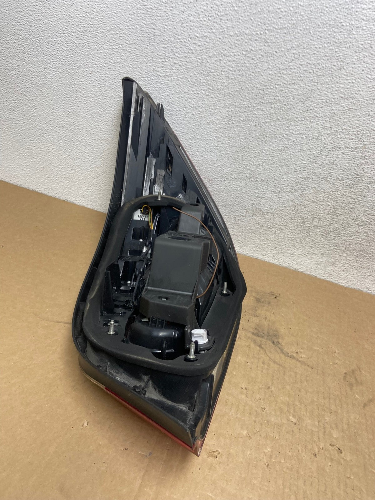 2008 2009 2010 BMW 5 525i 530i Left Driver Lh Tail Side Light AF9970 LK4