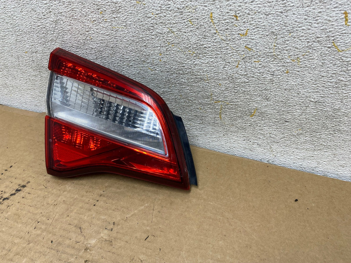 2015 - 2017 Subaru Legacy Left Driver LH Side Tail Light Inner AH79482