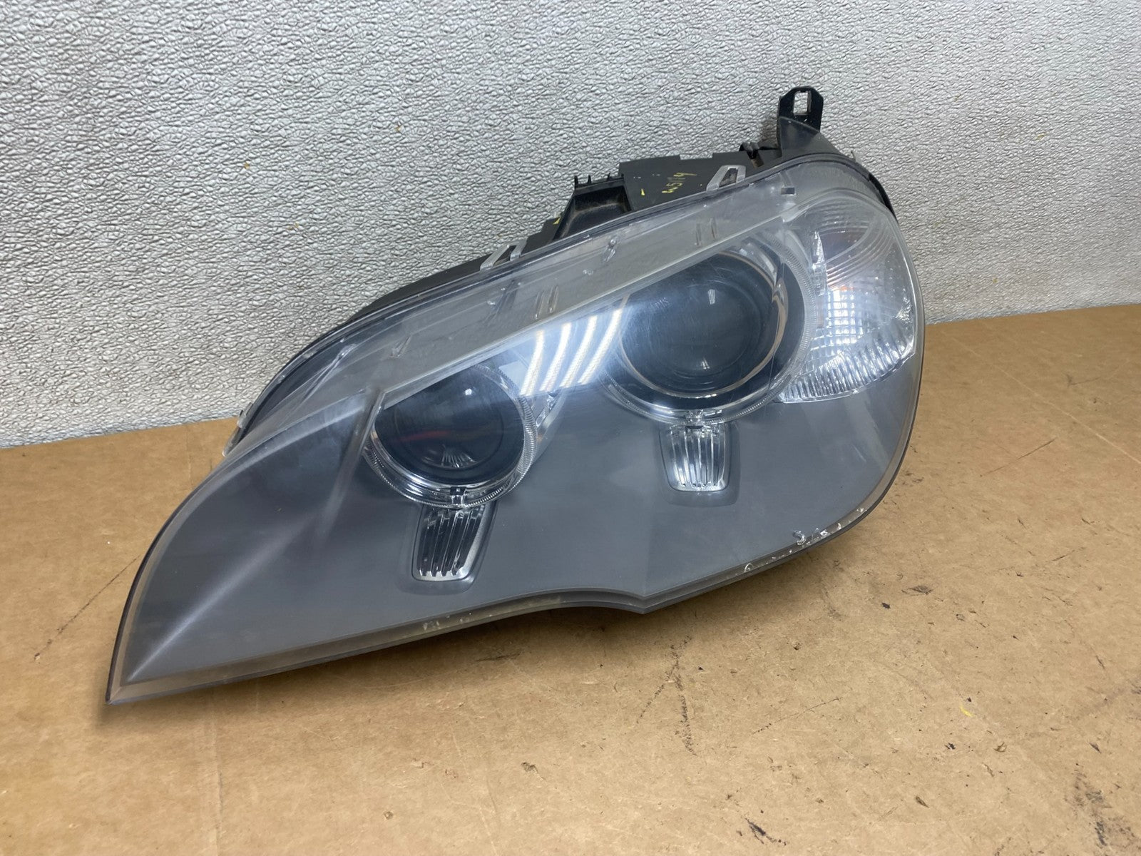 2011 to 2013 BMW X5 Left Driver LH Side Headlight Xenon HID OEM X5144 DW2