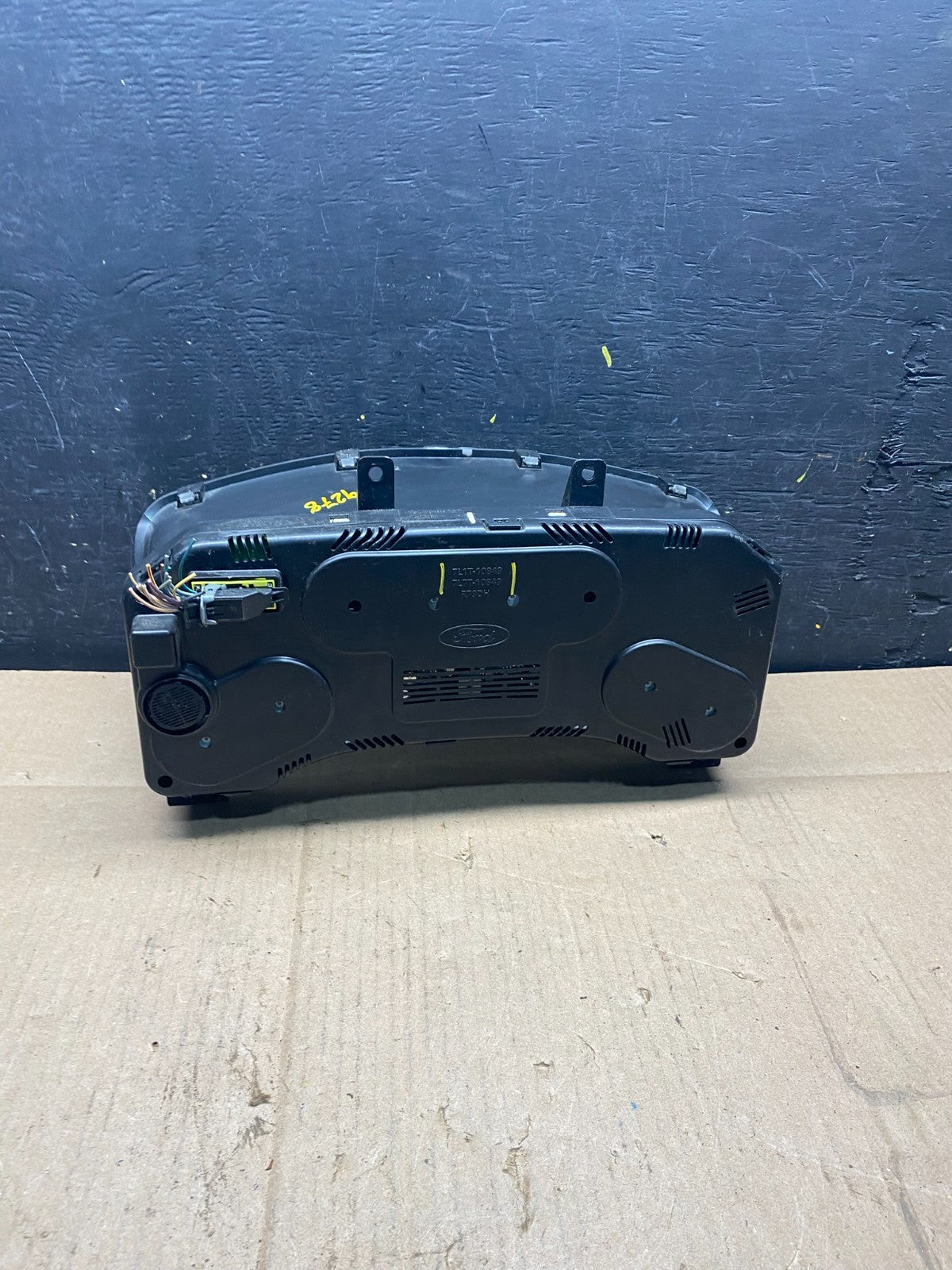 2007 2008 Ford  Expedition Speedometer Cluster Gauge OEM p9278 DG4