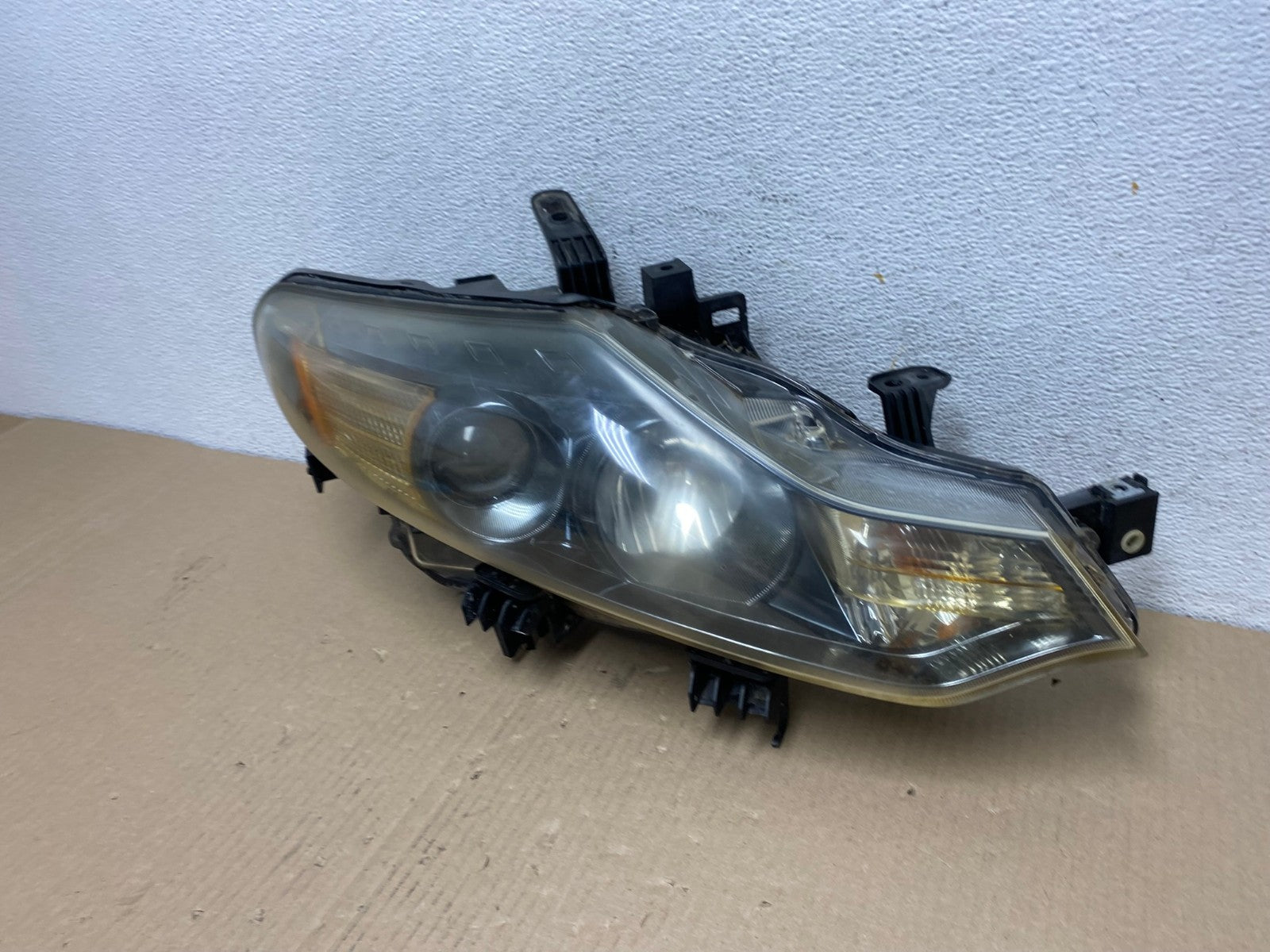 2011 to 2014 Nissan Murano Headlight Right Passenger Rh Halogen AE9496 LK1