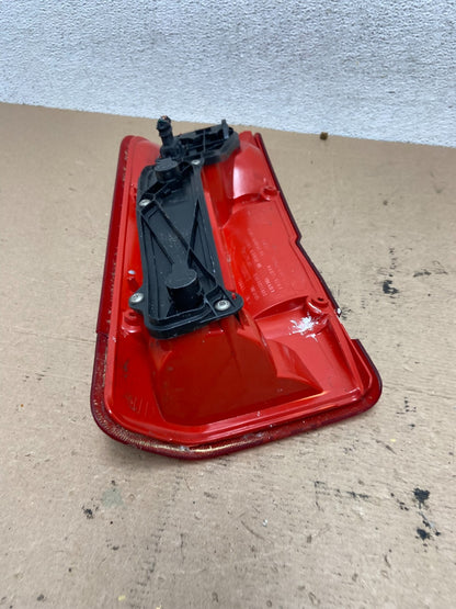 1999 - 2002 Land Rover Discovery Right Passenger Side Tail Light AF4776 DW6