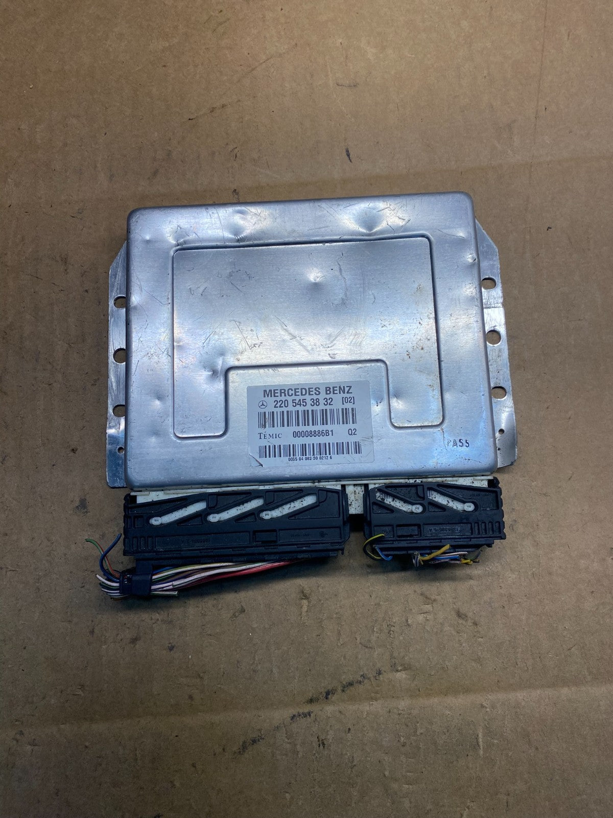 2004 - 2006 Mercedes S430 S500 Suspension Control Unit 220 545 38 32 AB3844 DG0