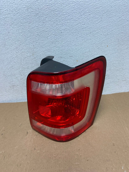 2008 to 2012 Ford Escape Right Passenger RH Side Tail Light AD7891 LK0