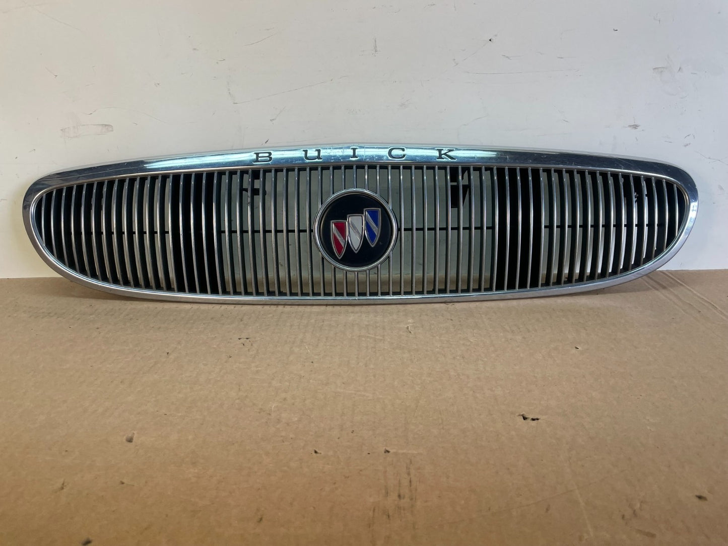 1997 to 2002 Buick Century Front Upper Grill Grille AG2945 DG0